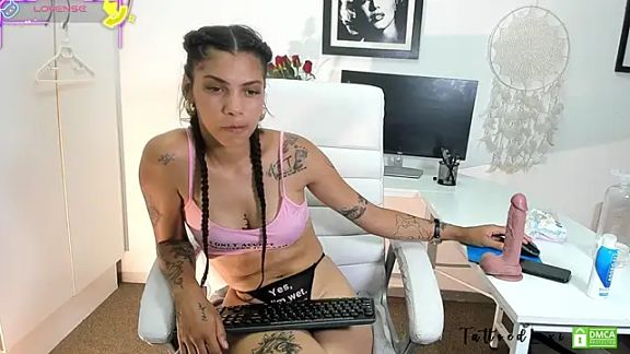 TattoedLexi_