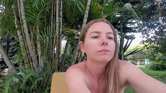Angiehuston1