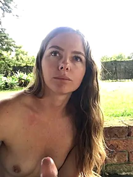 Angiehuston1