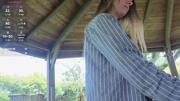Angiehuston1