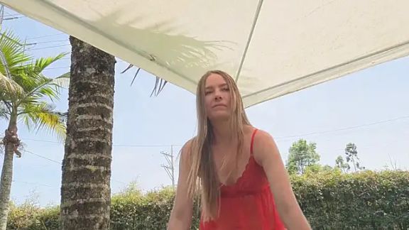 Angiehuston1