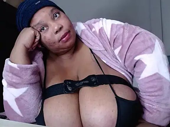 Lovelyboobs01