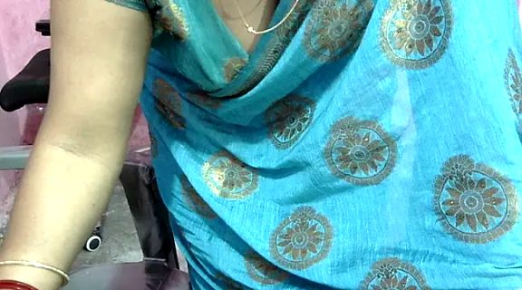 Lovely_Bhabhi38