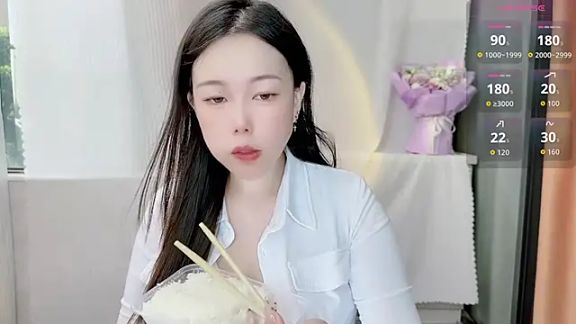 Bella_Ava