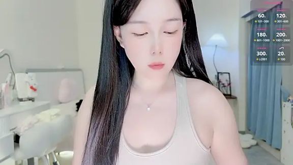 Bella_Ava
