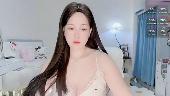 Bella_Ava