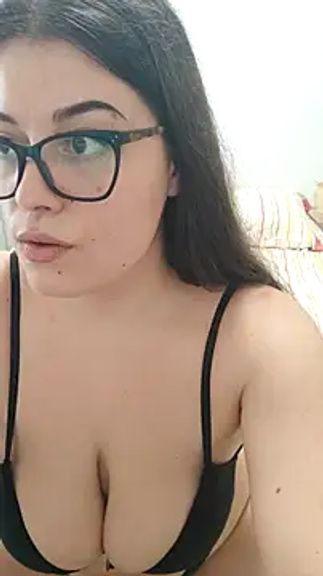Larissa4U