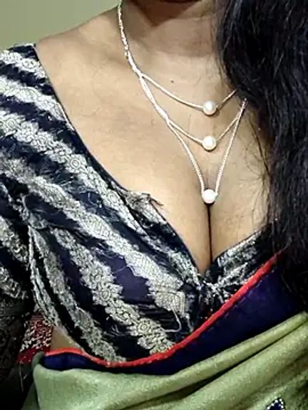 Hotty_Kavita