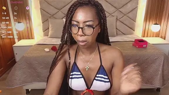 Raquel_jones