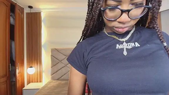 Raquel_jones