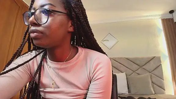 Raquel_jones