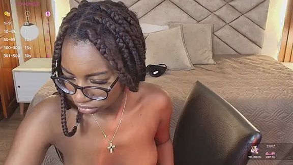 Raquel_jones