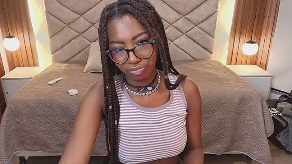 Raquel_jones