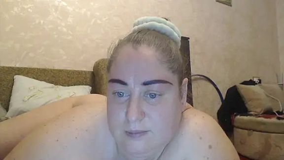 Amy_August