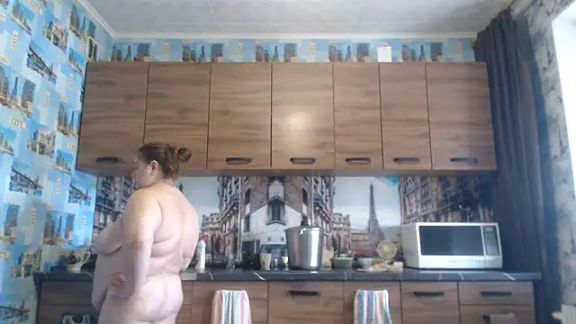 Amy_August