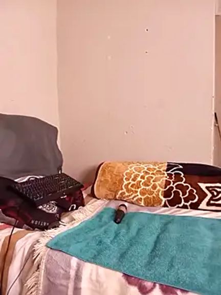 shy-lillyX22