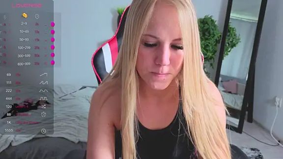 Emmi_crystal