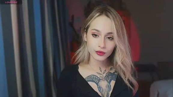 aviva_faith