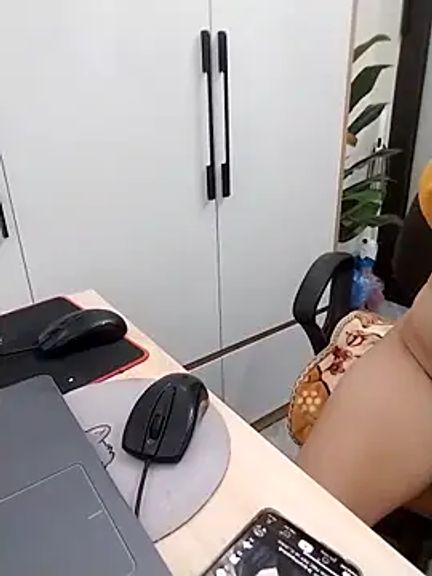 Mina_luna
