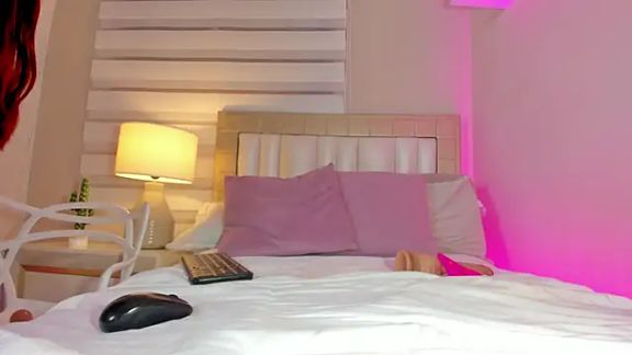 zoe_sky_