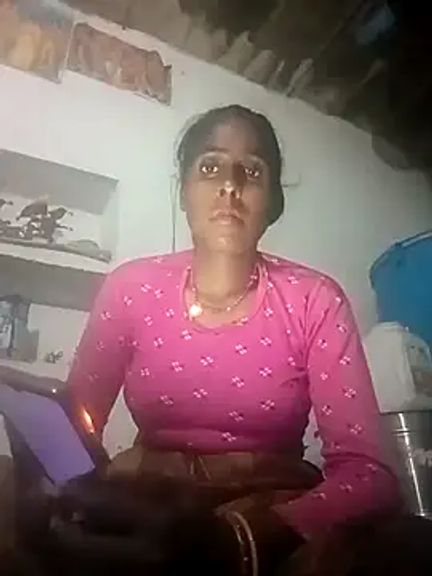 Hot_bhabi01