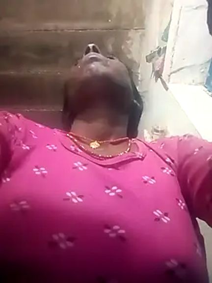 Hot_bhabi01