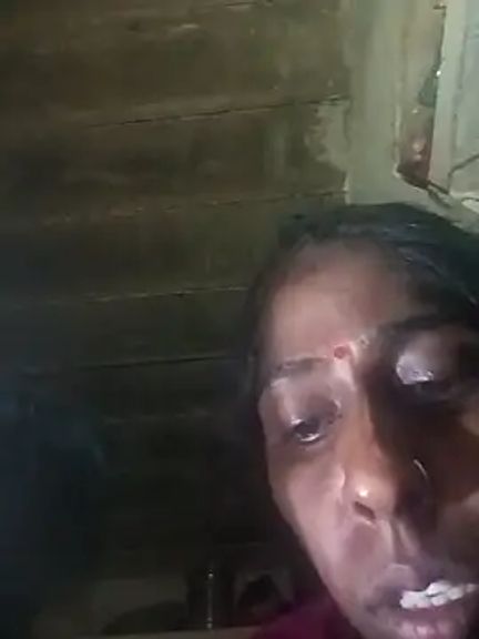 Hot_bhabi01