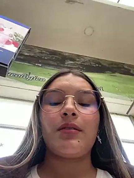 Vanessa-17_