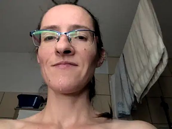 Milky_hairy_mommy