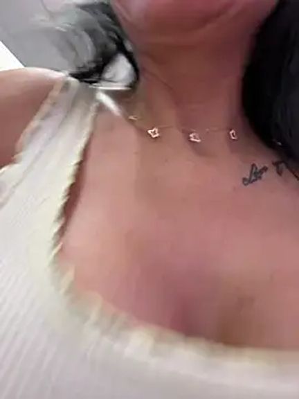VanesaCharm