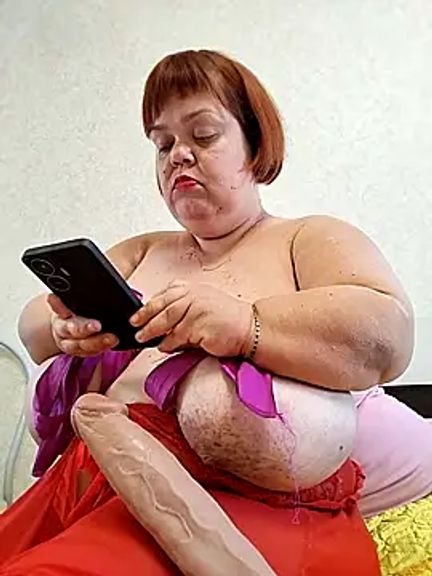 MIDGET-TITS