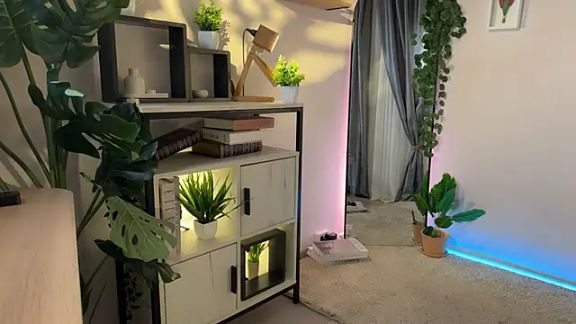 Lella_Ryann_
