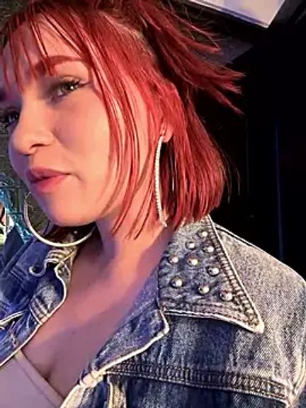 Alyson_Hot