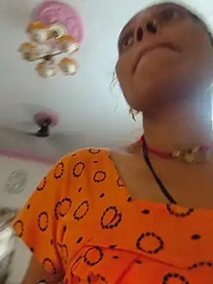 Sexy-Suhani2