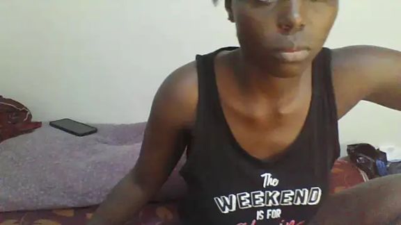 ebony_curvedass