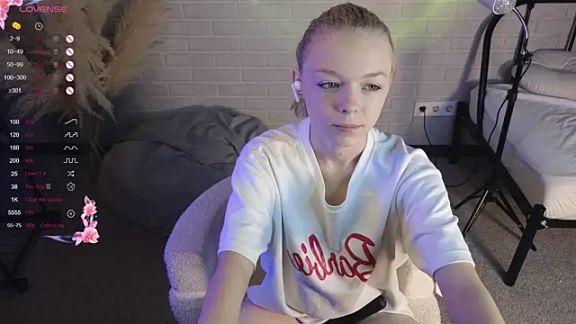 MillaHolt