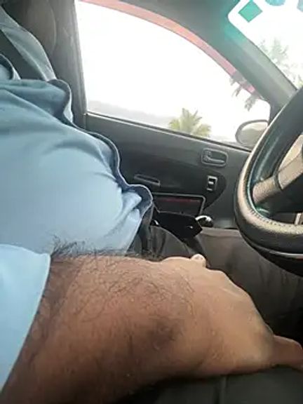 Uber-driver-dam