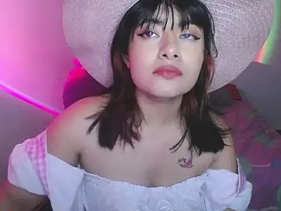 Ariabrownn1_