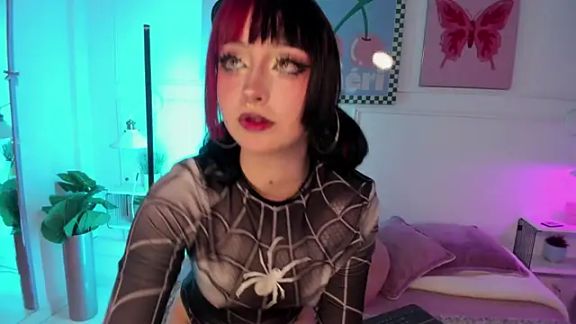 Zoe_Lynch_