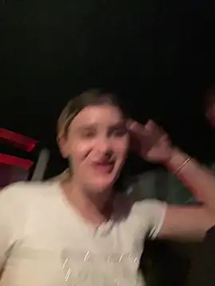larasexy35