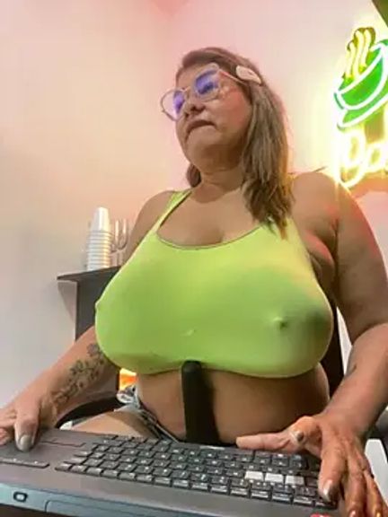 AlexxiaaMat