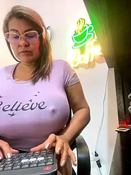 AlexxiaaMat