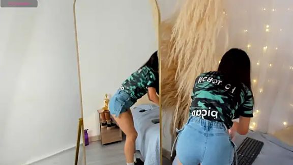 arianna_cox__