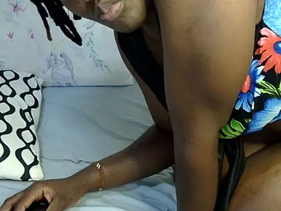 Sweet_ebony20