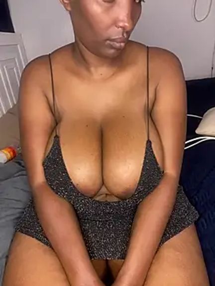 Naughty-sonia2
