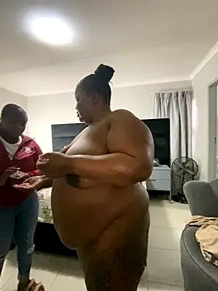 MissLola27
