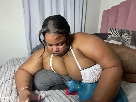 MissLola27