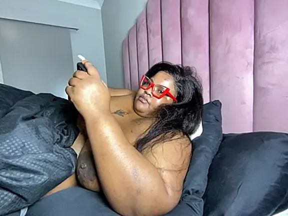 MissLola27