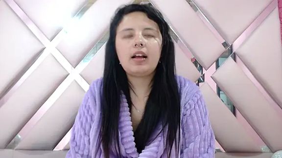 nathaly_low1
