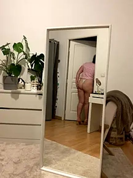 Chloe-taa